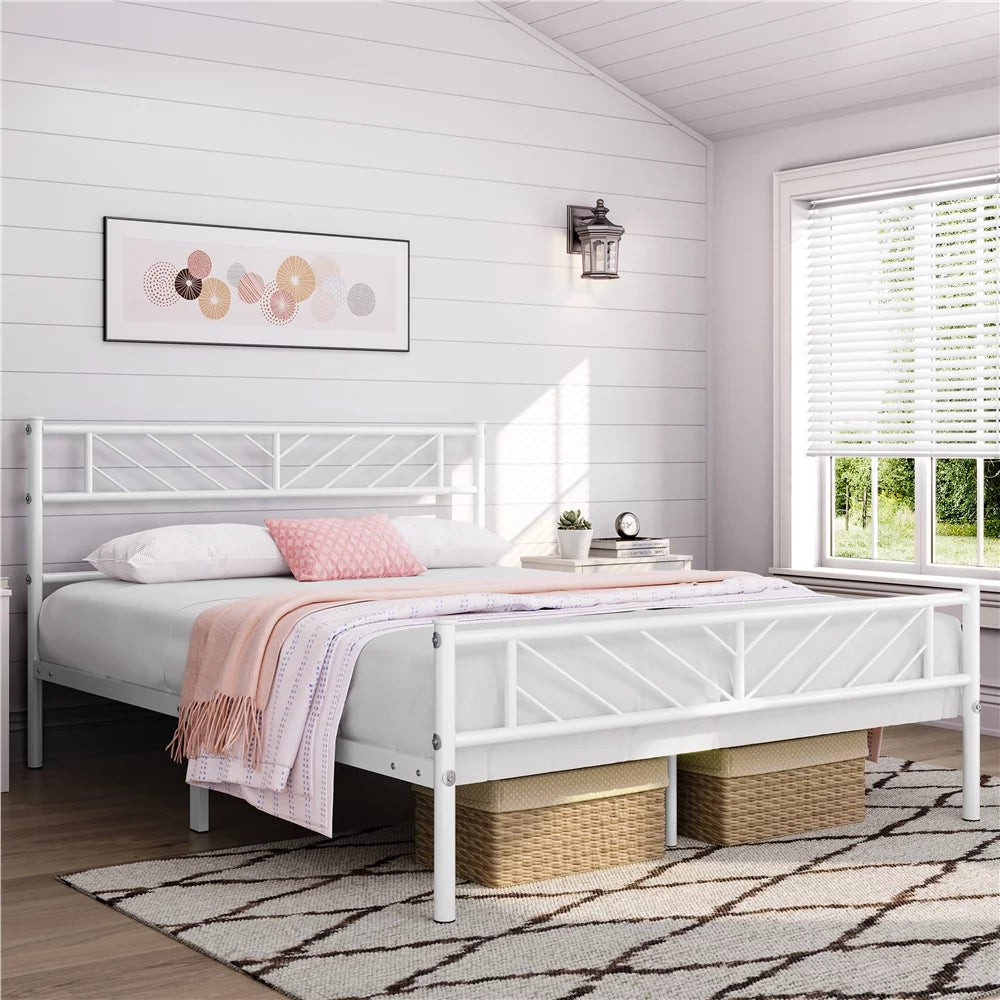 Queen Size Black Metal Platform Bed C611