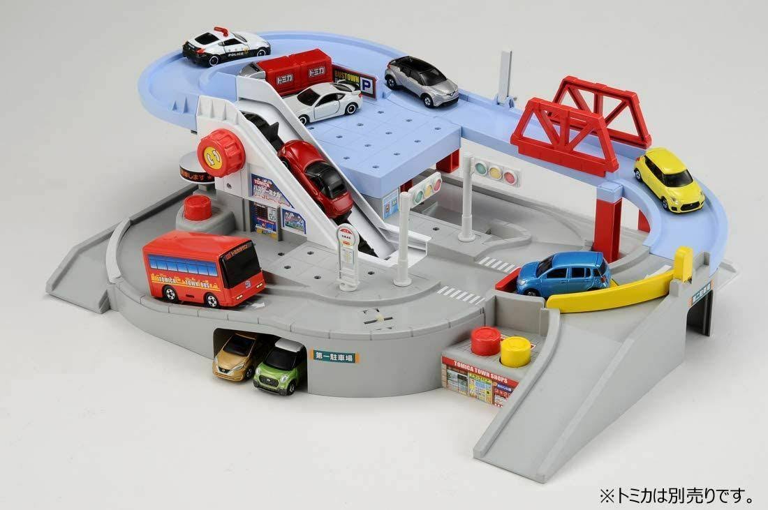 Tomica Bus X589