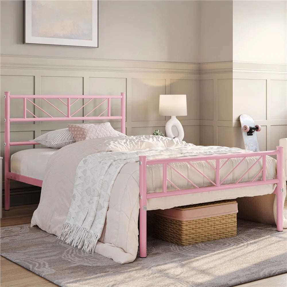 Queen Size Black Metal Platform Bed C611